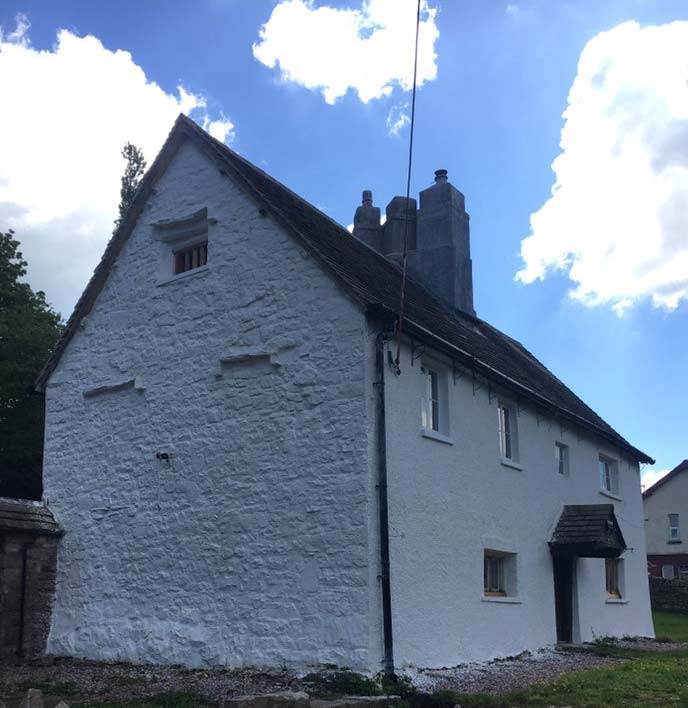 15th Century Listed House - Pontypool